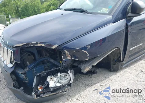 2014 Jeep Compass Sport z USA, uszkodzony, nr VIN 1C4NJDBB0ED734498